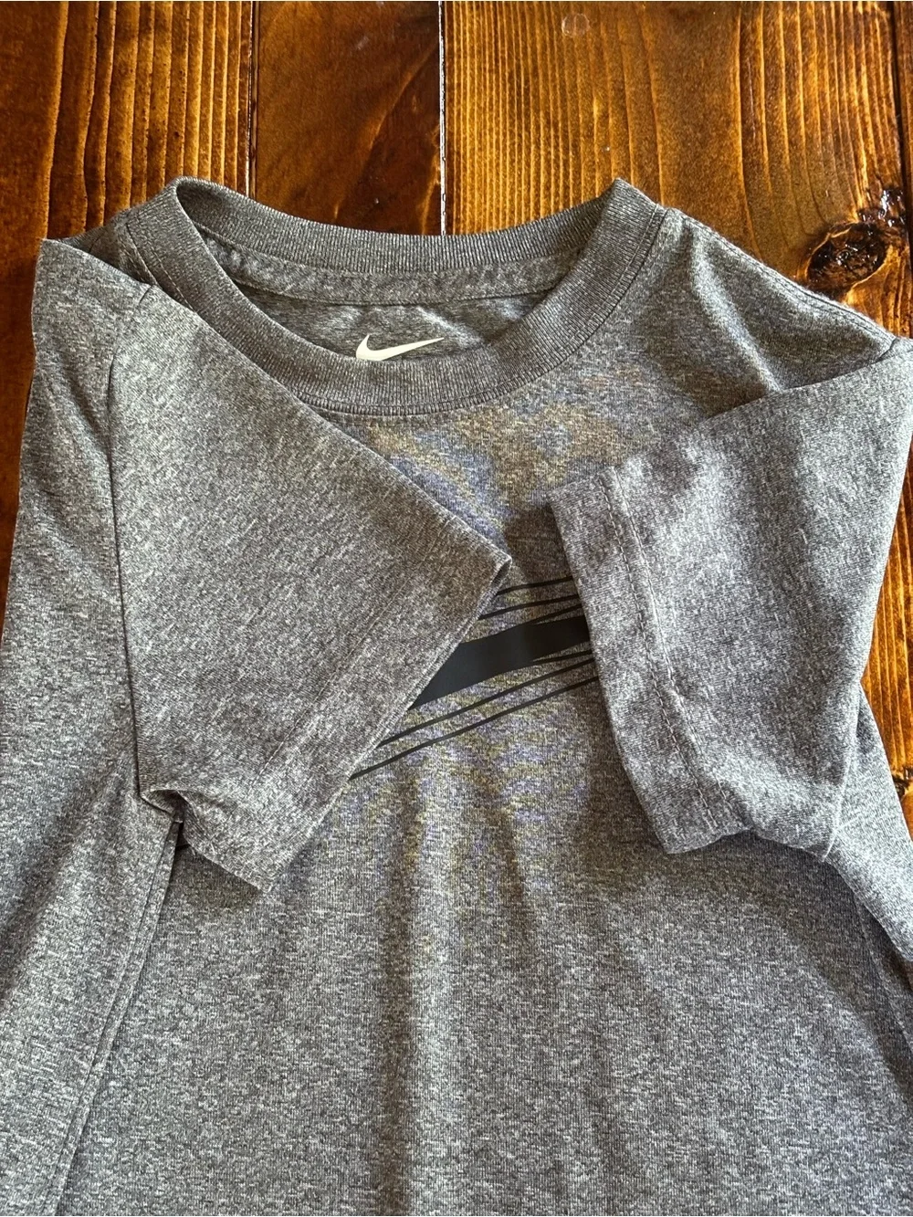 Nike Dri-FIT Boys 6 Gray Logo Crew Neck Short Sleeve Training T-Shirt